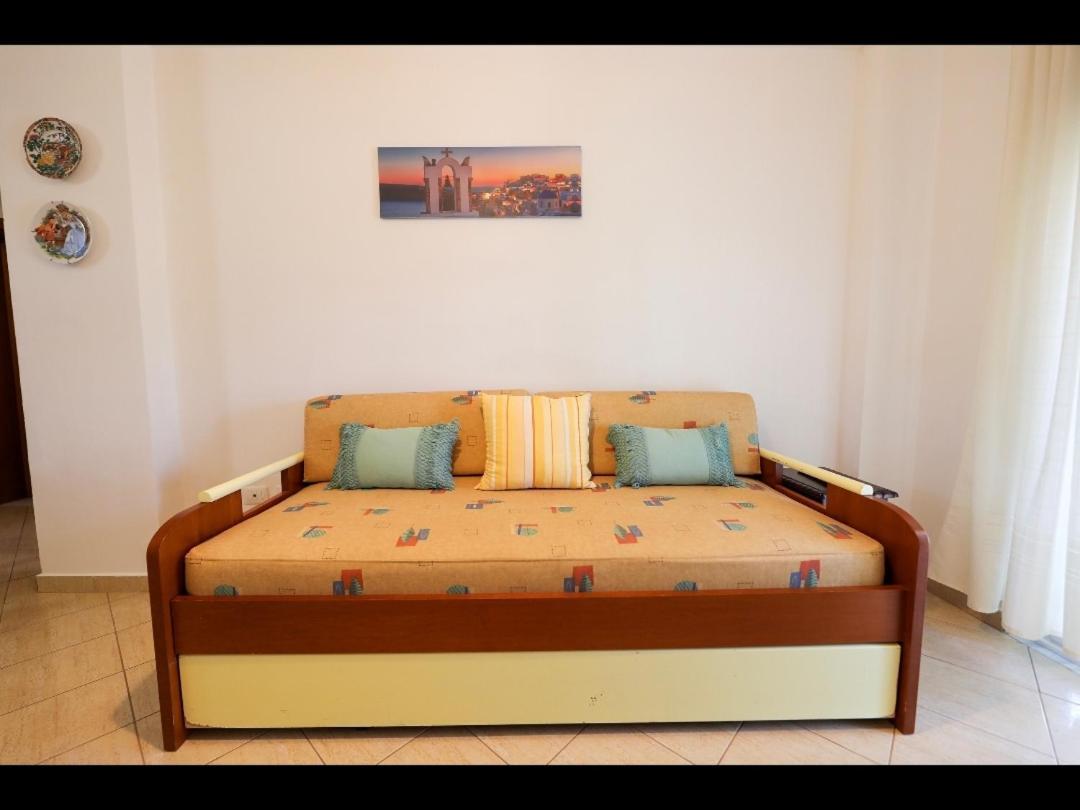 Apartments Athina אוריקום מראה חיצוני תמונה
