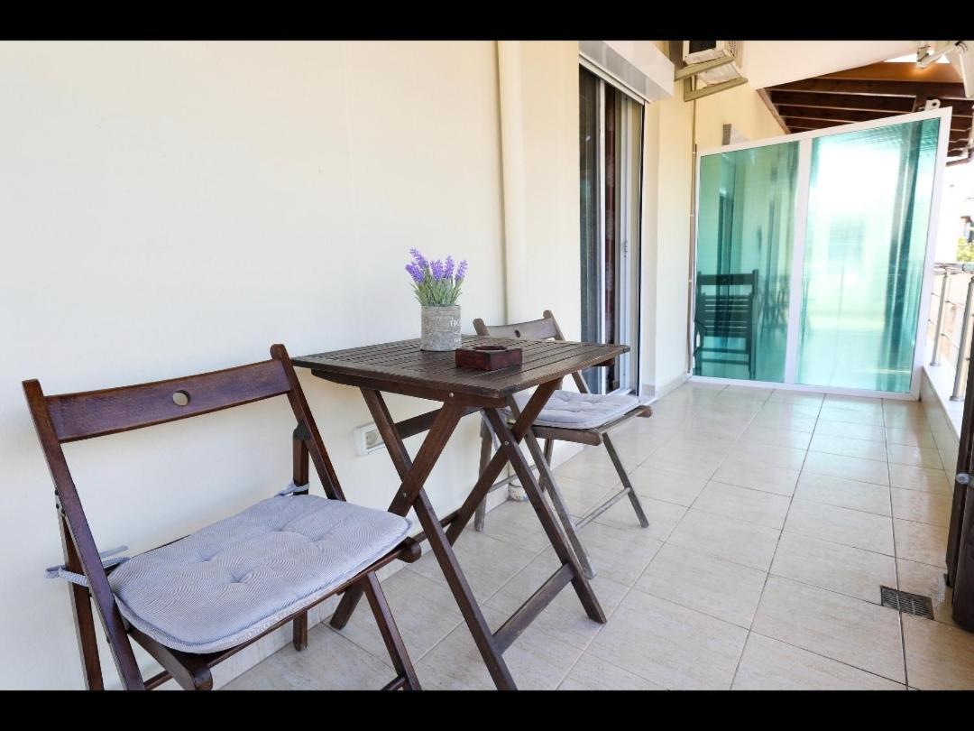 Apartments Athina אוריקום מראה חיצוני תמונה