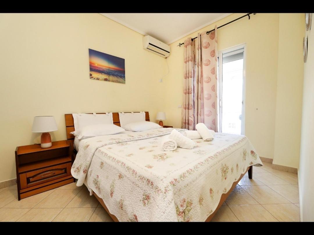 Apartments Athina אוריקום מראה חיצוני תמונה