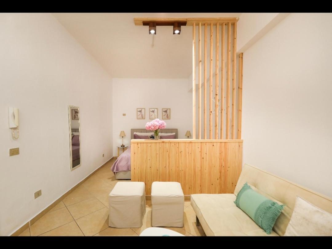 Apartments Athina אוריקום מראה חיצוני תמונה