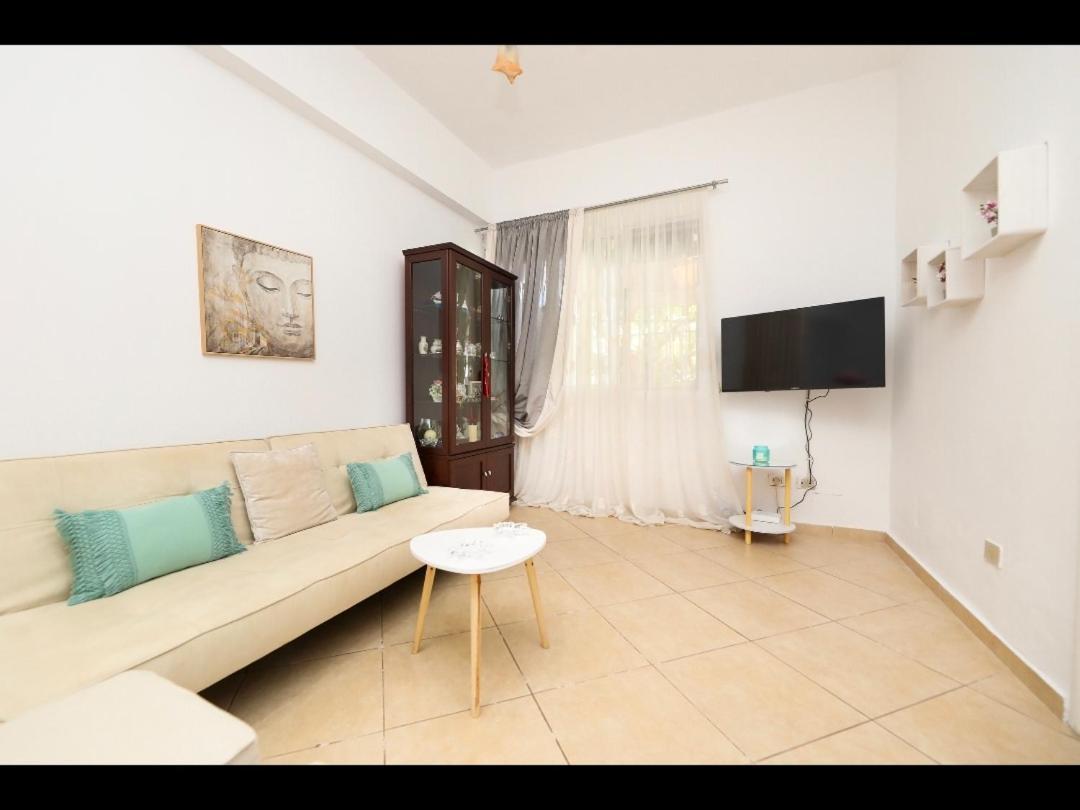 Apartments Athina אוריקום מראה חיצוני תמונה